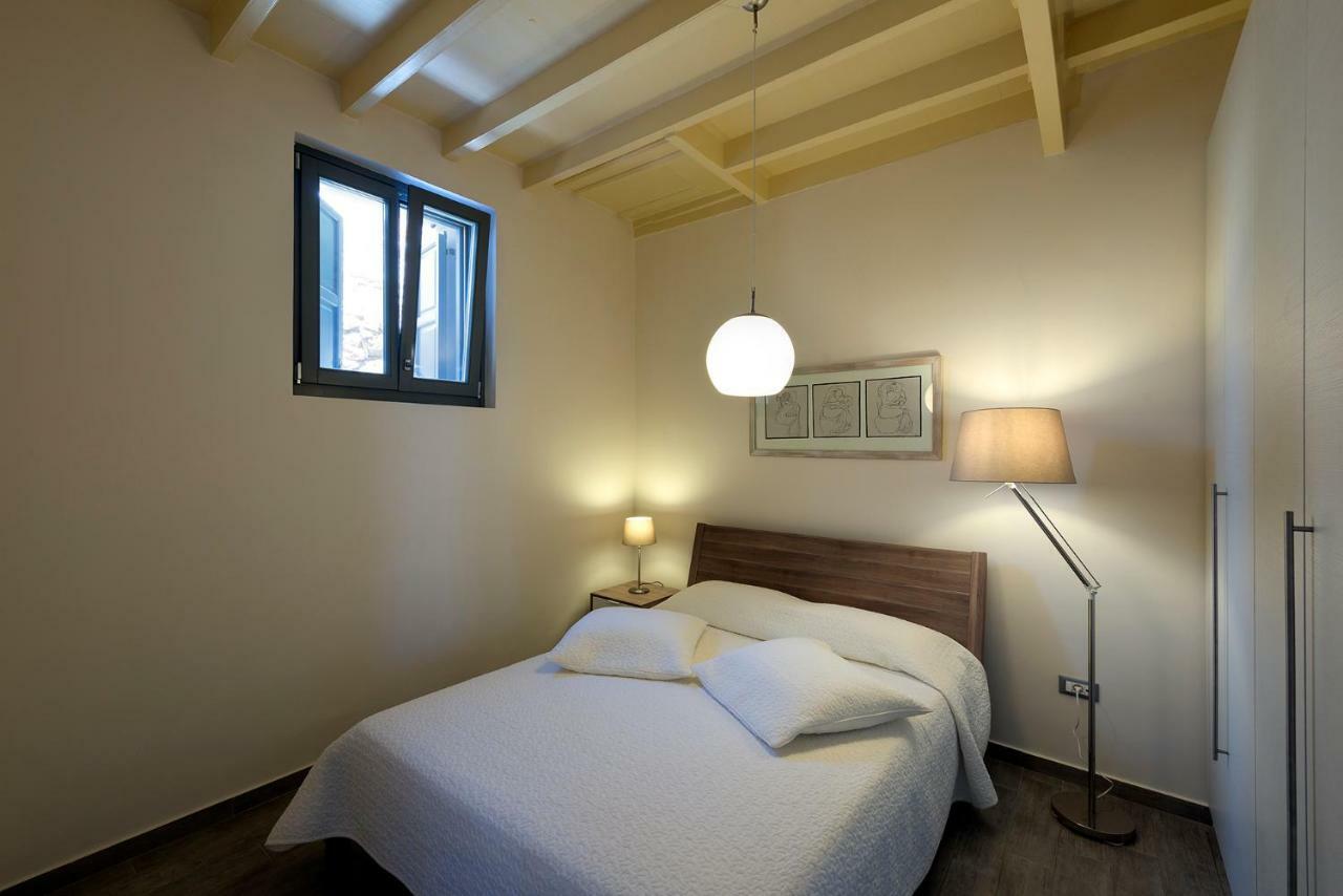 Villa Kalypso Chalki Town Esterno foto