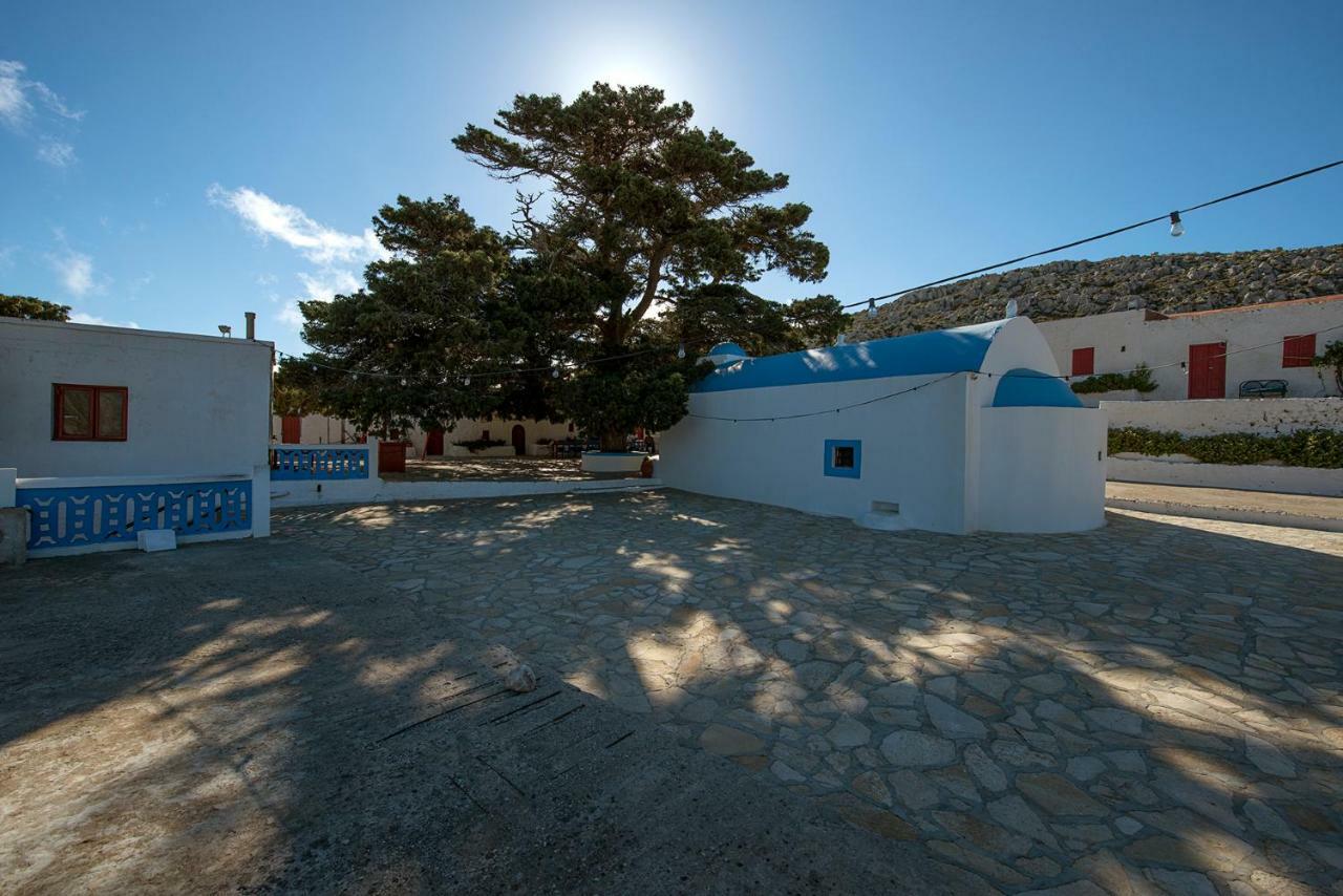Villa Kalypso Chalki Town Esterno foto